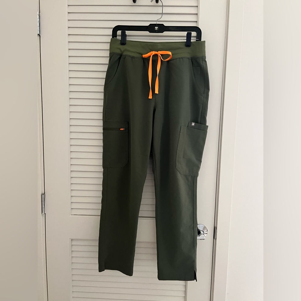 Figs High Waisted Yola Skinny Scrub Pants - Moss MP